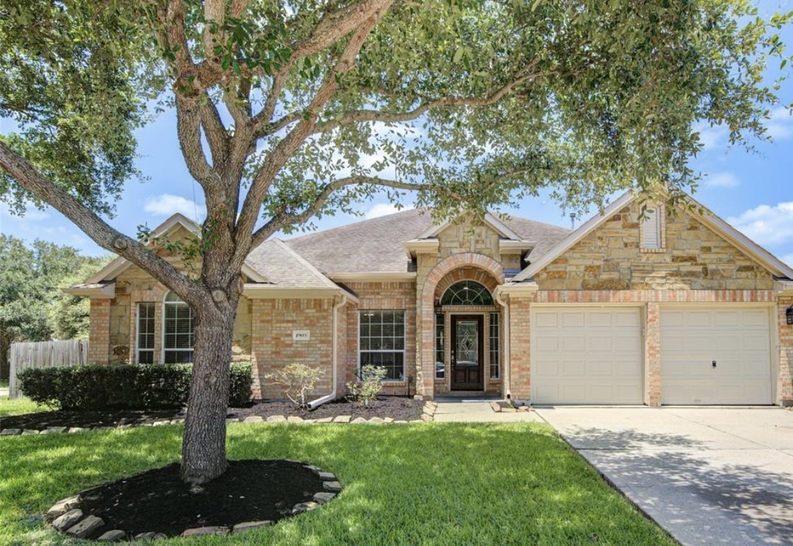 1905 Grand Willow Lane Richmond TX 77469