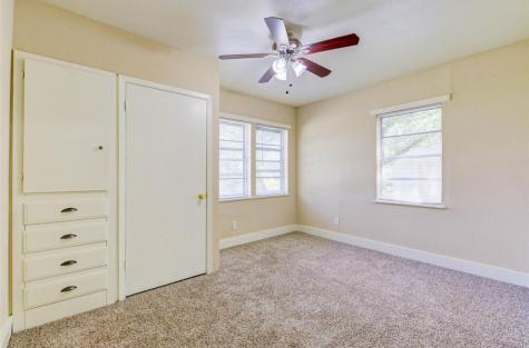 2421 35th Avenue N Texas City TX 77590