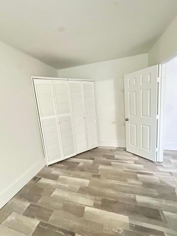 600 W Mimosa Street Angleton TX 77515