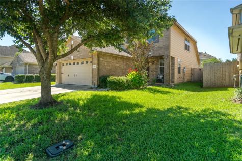 1303 Pinto Pass Alvin TX 77511