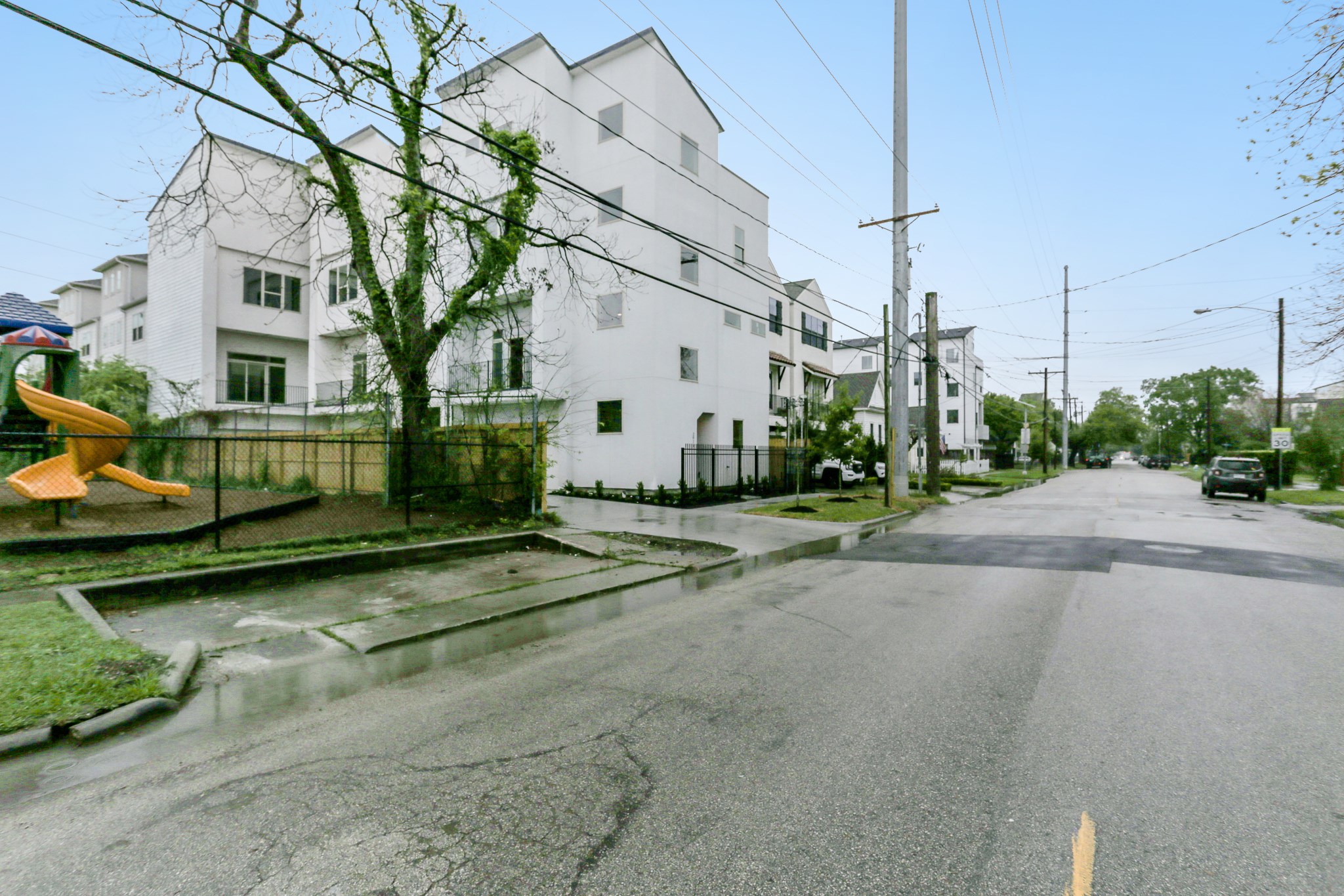 2016 Crockett Street Houston TX 77007