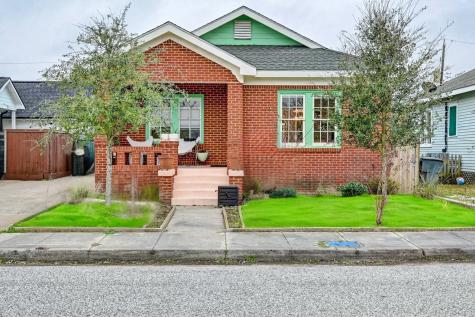 3715 Avenue S 1/2 Galveston TX 77550