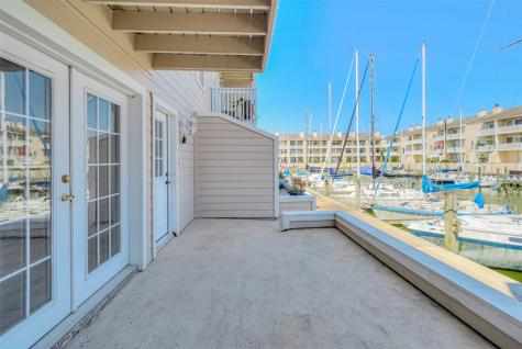 13 Mariner Village Drive Seabrook TX 77586