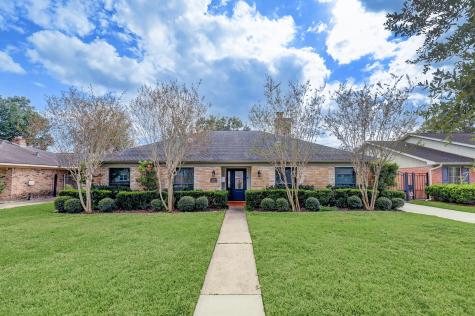 5427 Valkeith Drive Houston TX 77096