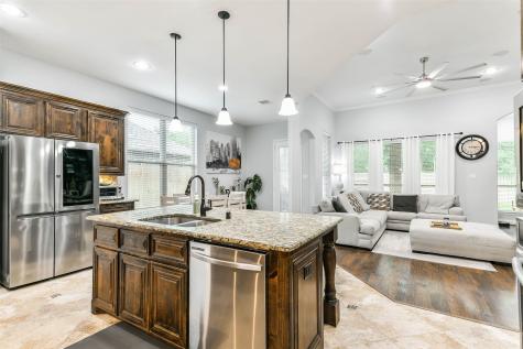 2972 Holbrook Valley Lane League City TX 77573