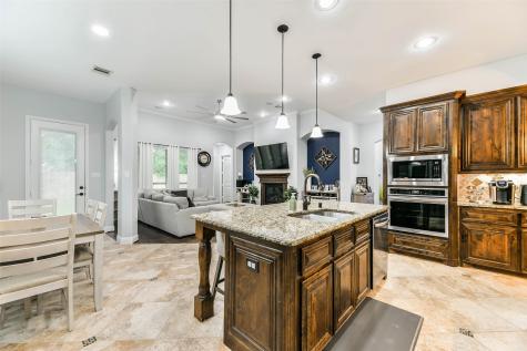 2972 Holbrook Valley Lane League City TX 77573