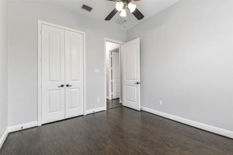 2972 Holbrook Valley Lane League City TX 77573