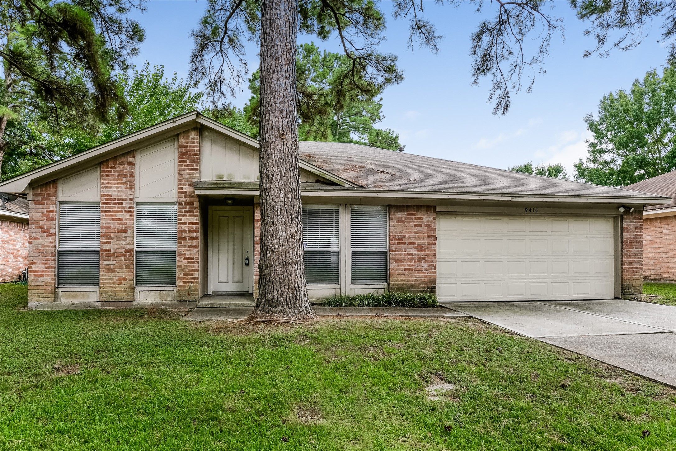 9415 Charterlawn Circle Houston TX 77070