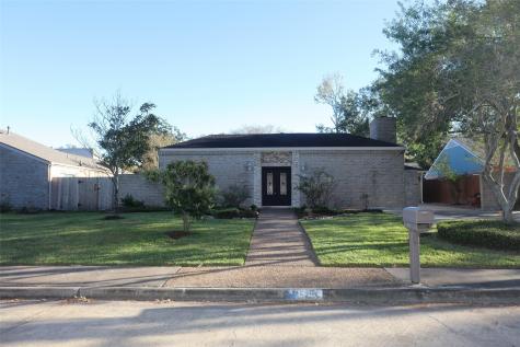 12107 Whittington Drive Houston TX 77077