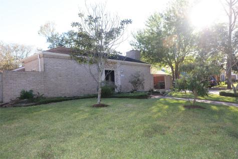 12107 Whittington Drive Houston TX 77077