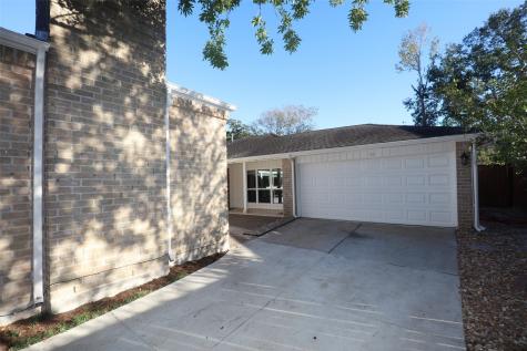 12107 Whittington Drive Houston TX 77077