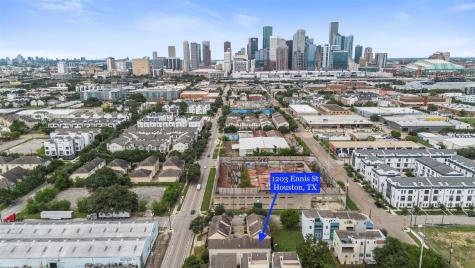 1203 Ennis Street Houston TX 77003