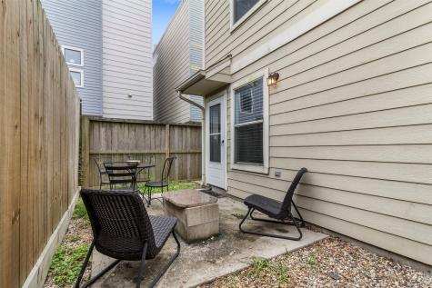 1203 Ennis Street Houston TX 77003