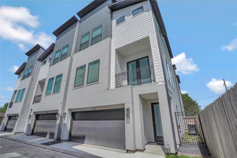 2711 Rosalie Street Houston TX 77004
