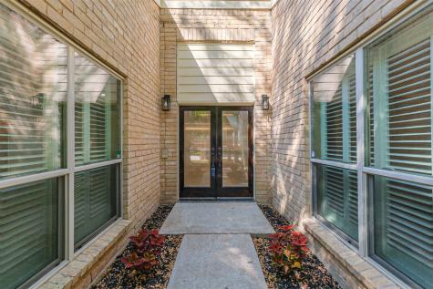 1707 Surrey Court Richmond TX 77406