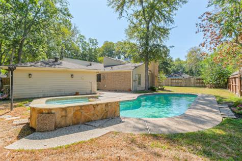 1707 Surrey Court Richmond TX 77406