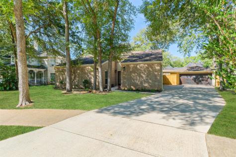 1707 Surrey Court Richmond TX 77406