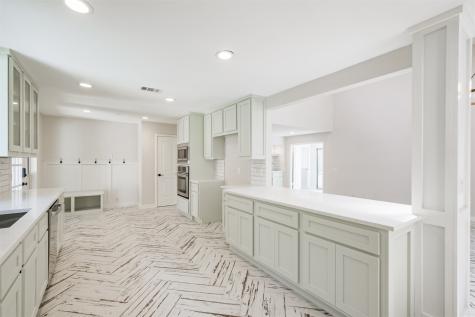 1707 Surrey Court Richmond TX 77406