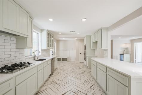 1707 Surrey Court Richmond TX 77406