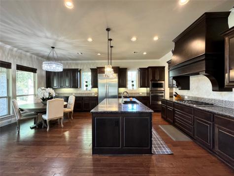 4607 Ravensthorpe Court Sugar Land TX 77479