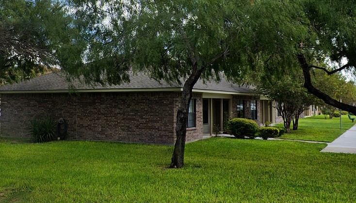 210 N Eagle Pass Road Alton TX 78573