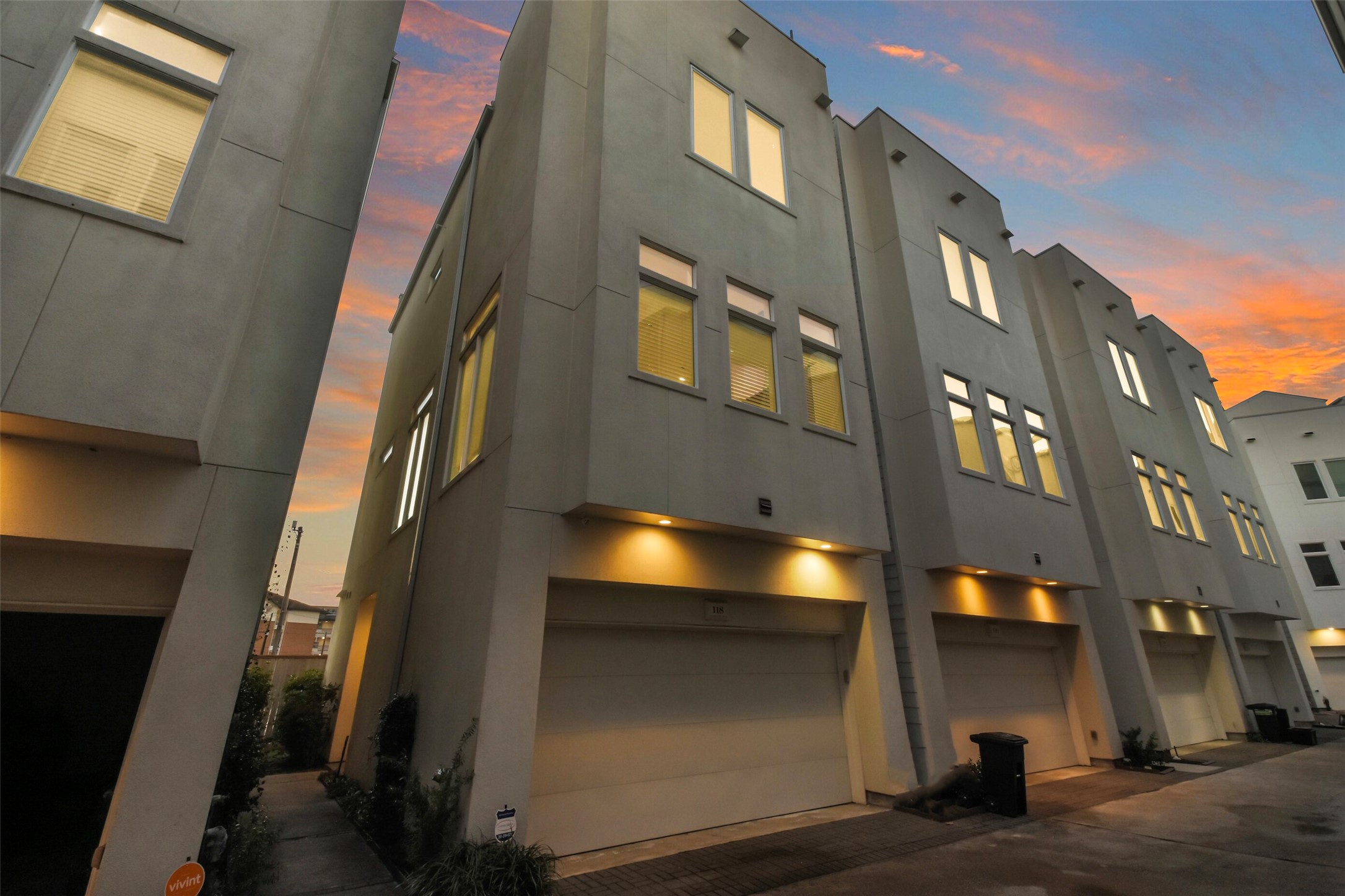 118 Pierce Street Houston TX 77002
