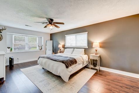 10707 Piping Rock Lane Houston TX 77042