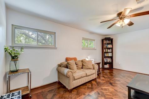 10707 Piping Rock Lane Houston TX 77042