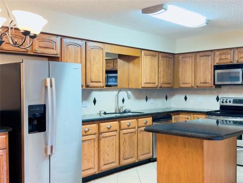 1730 Avenue C D El Campo TX 77437