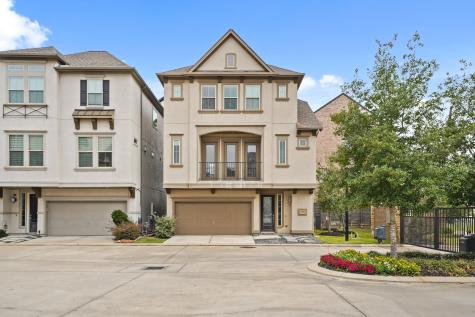 2025 Cambridge Heights Place Houston TX 77045