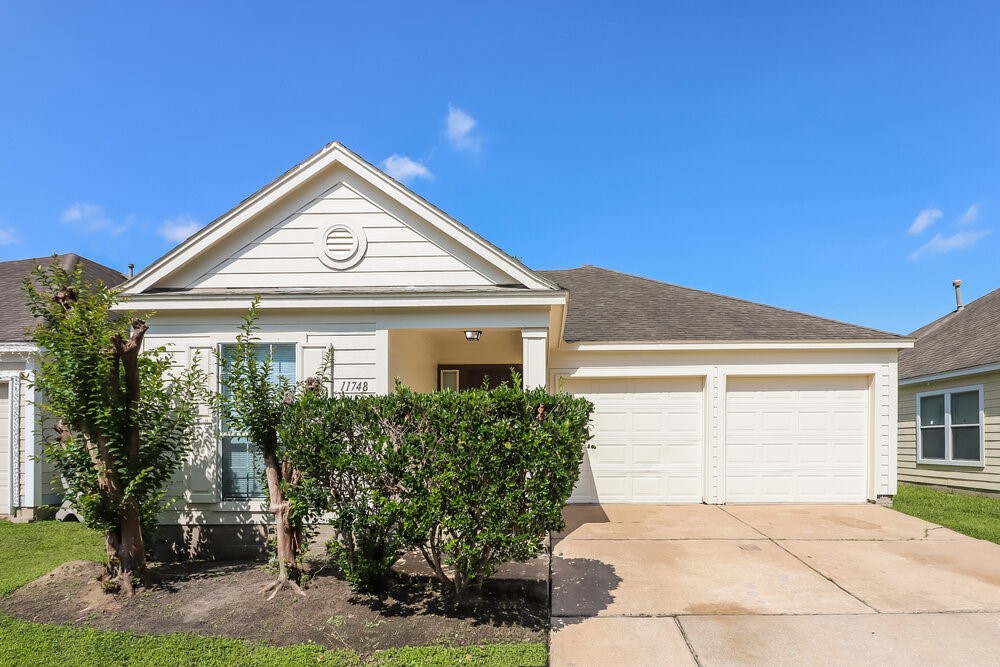 11748 Logan Ridge Drive Houston TX 77072
