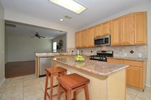 2404 Sunburst Lane Pearland TX 77584