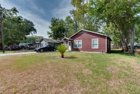 7601 Springdale Street Houston TX 77028