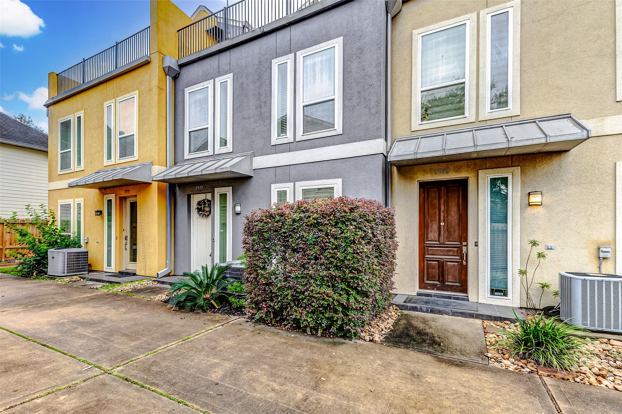 5933 Allen Street Houston TX 77007