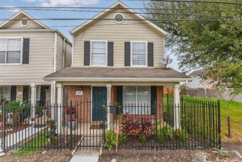1018 Ruthven Street Houston TX 77019