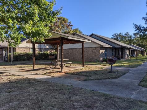 591 E Highway Street Fredericksburg TX 78624