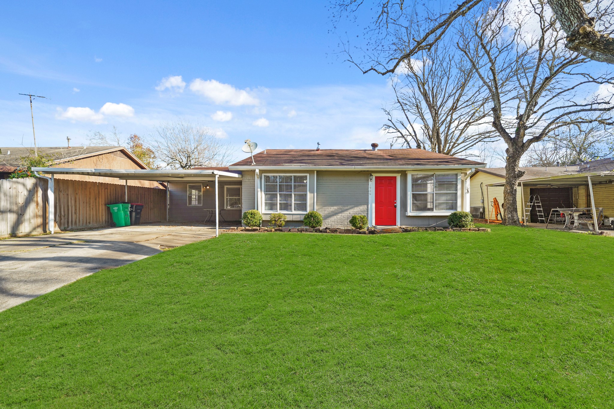 1906 Chesapeake Street Baytown TX 77520