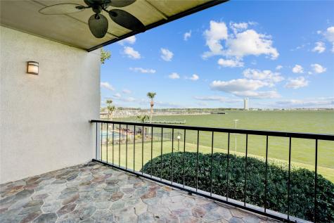 351 Lakeside Lane 102 Houston TX 77058