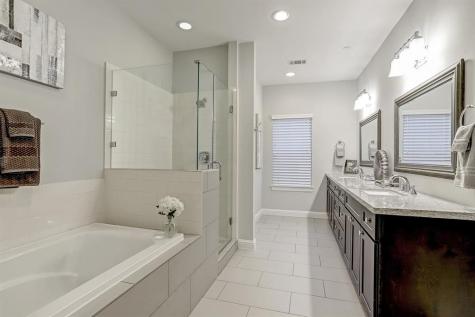 2522 Hutchins Street Houston TX 77004