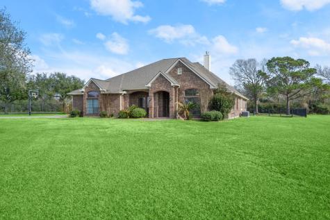 226 Beasley Reef Drive Beach City TX 77523
