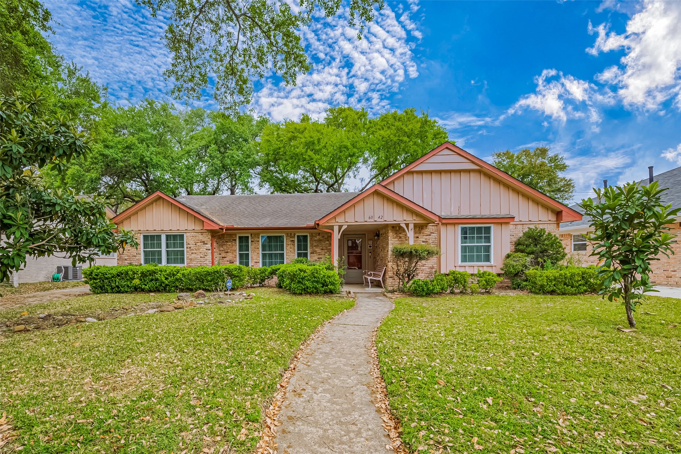 6042 Valkeith Drive Houston TX 77096