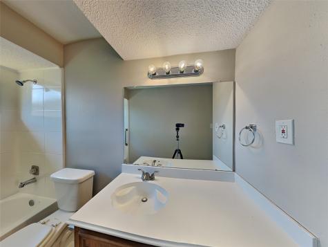 631 Shady Brook Drive Stafford TX 77477