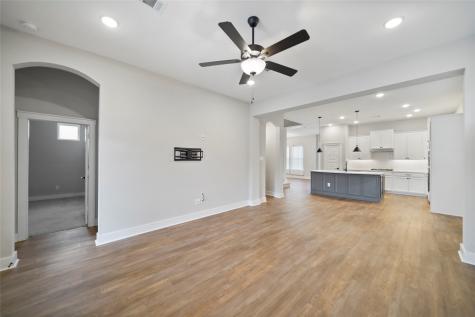 214 Thistle Drive Montgomery TX 77316