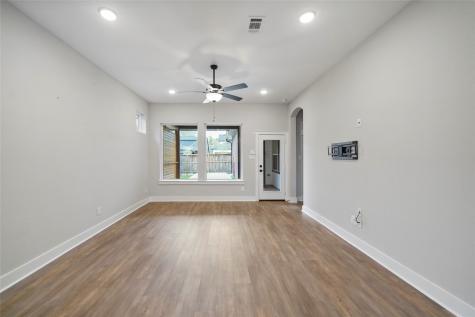 214 Thistle Drive Montgomery TX 77316