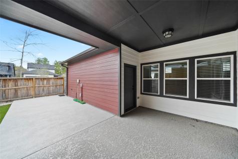 214 Thistle Drive Montgomery TX 77316