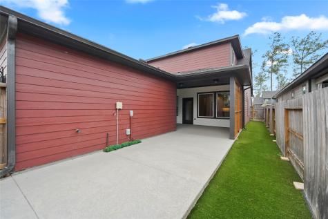 214 Thistle Drive Montgomery TX 77316