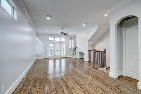 5424 Petty Street B Houston TX 77007