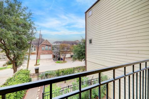 5424 Petty Street B Houston TX 77007