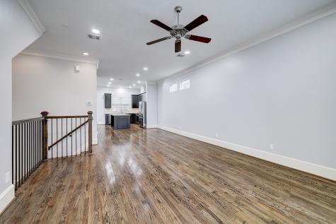 5424 Petty Street B Houston TX 77007