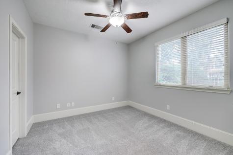 5424 Petty Street B Houston TX 77007